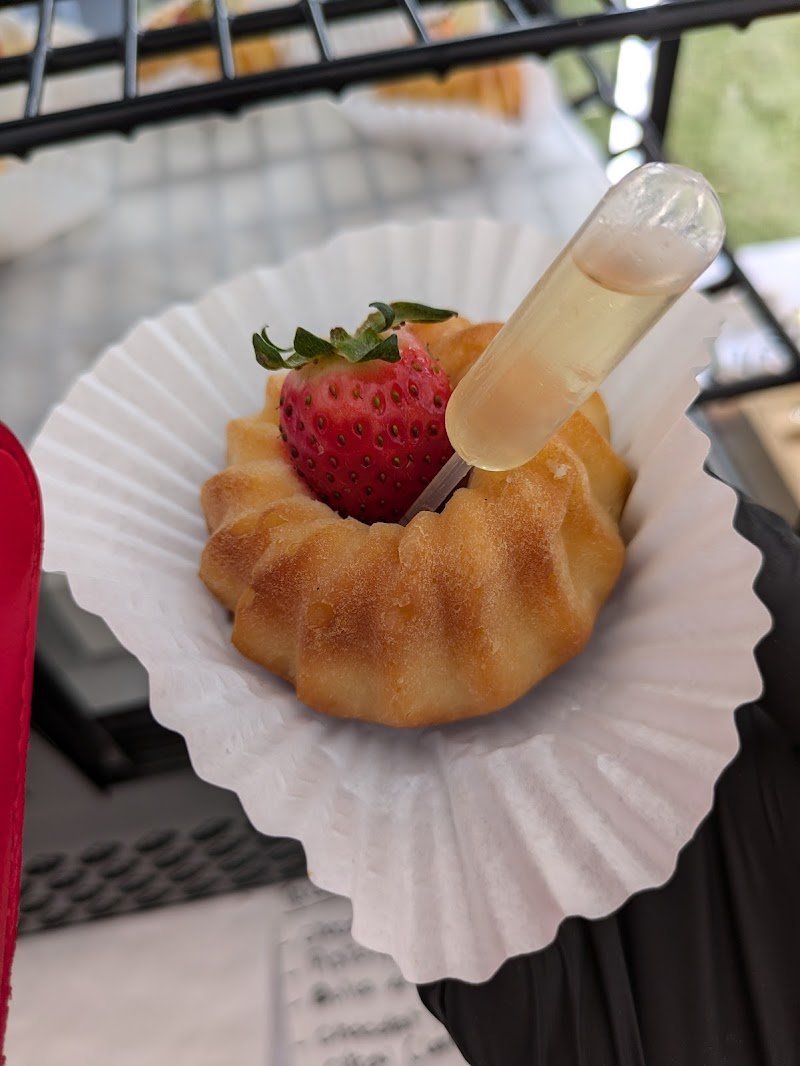 Lemon and Butter photo 5