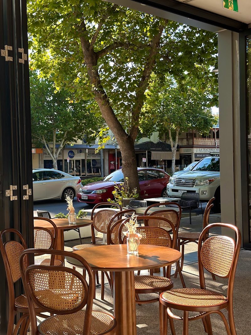 Sanshi Patisserie๏ผCafรฉ