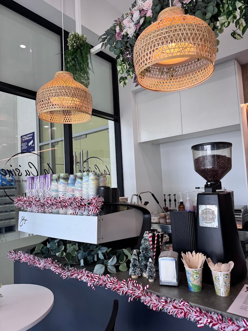 La Cuisine Espresso Dessert and Bar photo 6