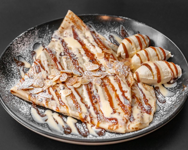 Montjoie Patisserie photo 7