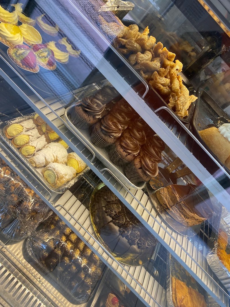 Dimitrios Speciality Cakes photo 4