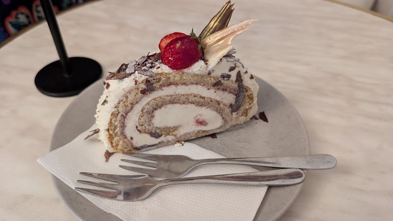 Chez Jean-Claude Patisserie photo 2